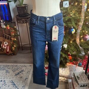 Levi's Women's Dark Blue High-Rise Straight Leg Cropped Jeans